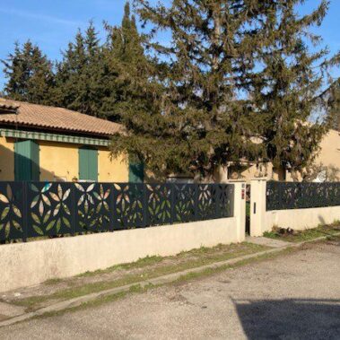 CLOTURE BRISE VUE SUR MESURE MOTIF DE NOTRE CREATION 2