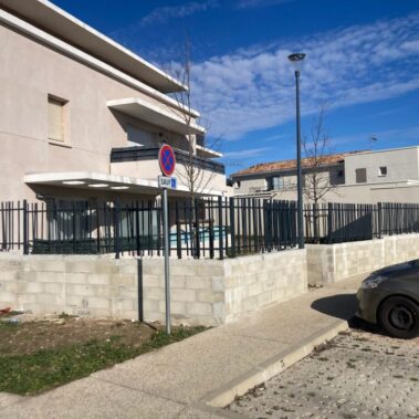 CLOTURE TYPE BAMBOU 3 VILLENEUVE LES AVIGNON