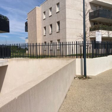 CLOTURE TYPE BAMBOU 4 VILLENEUVE LES AVIGNON