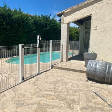 Clôture aux Normes Pisicne 2 - Hestia - Avignon