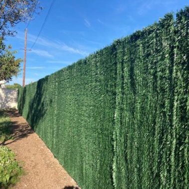 Clôture avec brise vue haie artificielle 2 - Hestia - Avignon