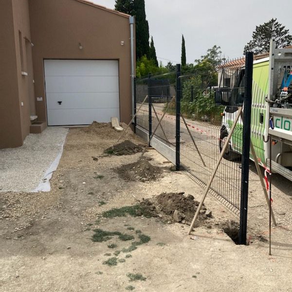 Clôture avec soubassement béton 2 - hestia - avignon