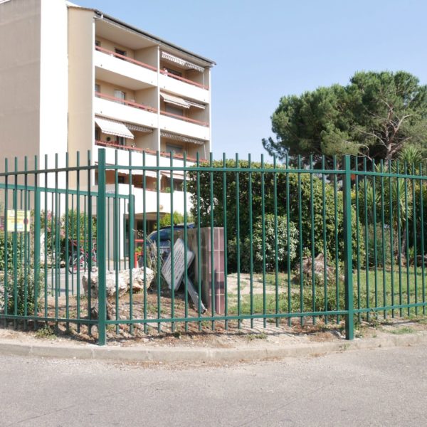 Clôture barreaudée acier St Lazare Avignon - Hestia