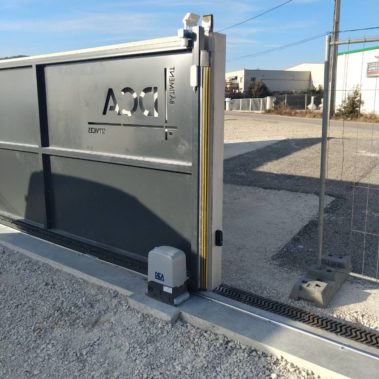 Portail Coulissant avec Découpe Plasma 4 - Hestia - Avignon