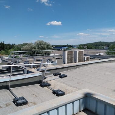 Garde corps incliné terrasse autoportant 4 - Hestia - Avignon