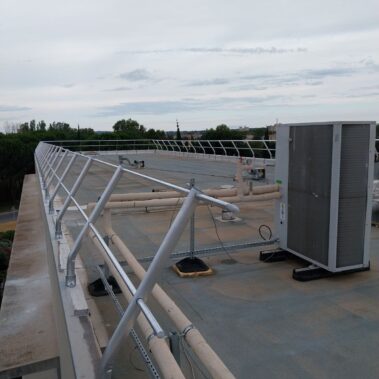 Garde corps incliné terrasse fixation a la plat - Hestia - Avignon