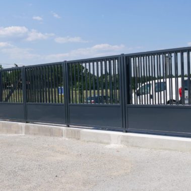 Ênsemble portail autoportant motorisé et clôture assortie - Hestia - Avignon