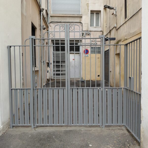 PORTAIL SUR MESURE