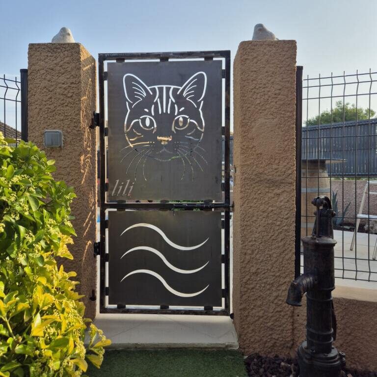 Portillon avec motifs Personalisé découpé au plasma Portillon avec motifs Personalisé découpé au plasma