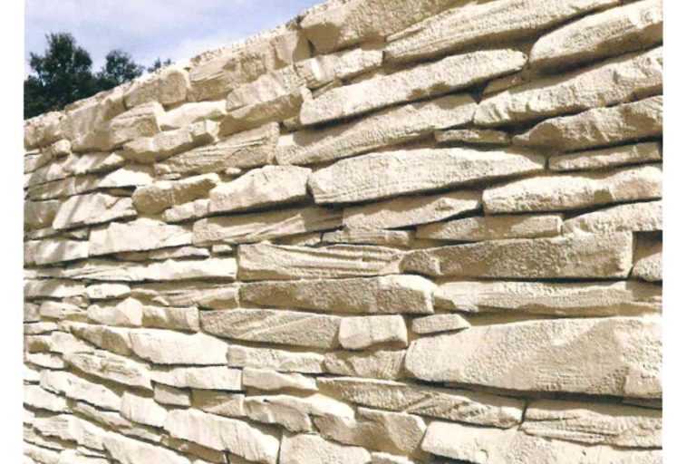 Cloture-en-beton-prefabrique